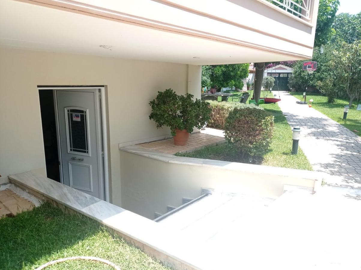Galini Apartment Near Sea, Port And Airport Artemida (Attica) Exterior foto